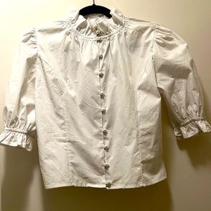 White Pearl buttoned up and down crop blouse. Size 8